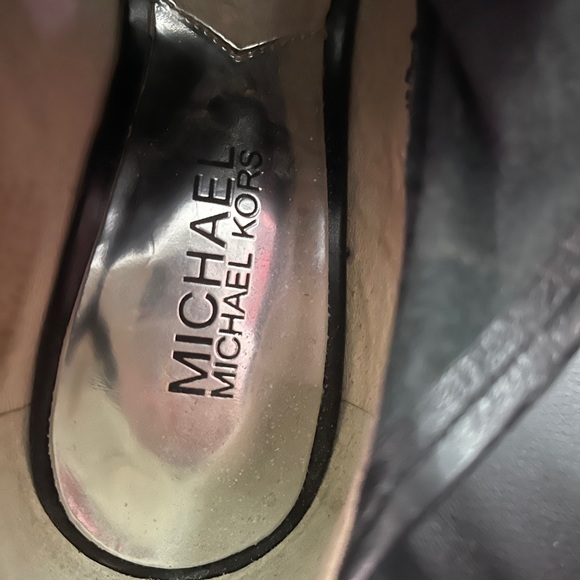 Shoes - Picture 6 of 6